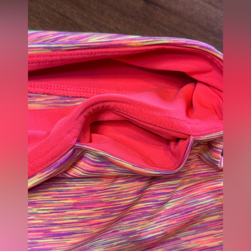 VOGO Athletica Pink and Purple Leggings - Picture 3 of 7
